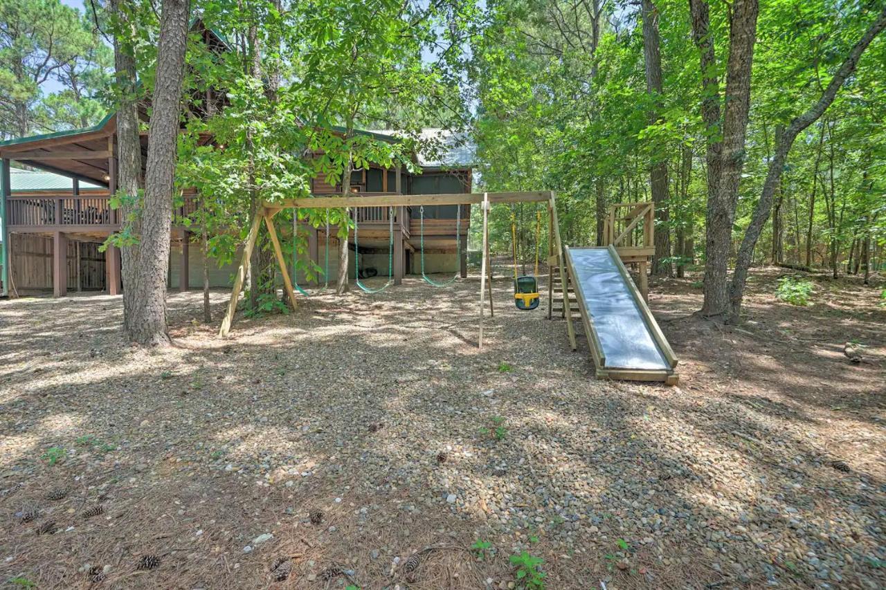The Eastwood Spacious Retreat With 4 King En-Suites - Hot Tub - Pet-Friendly - Cozy Fire Pit - Prime Location - Multi-Family Broken Bow Exterior foto